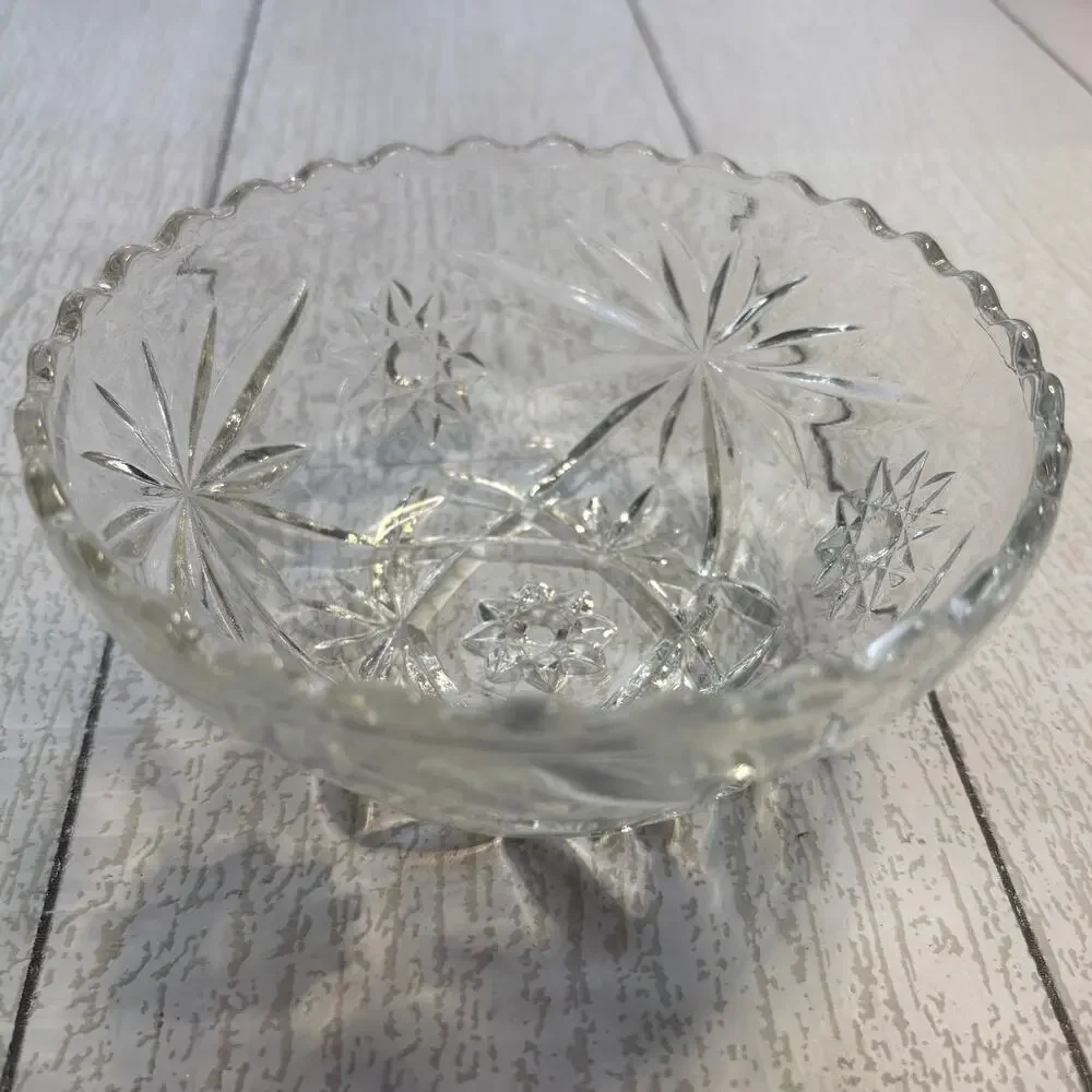 Vintage Anchor Hocking Starburst Glass Serving Bowl